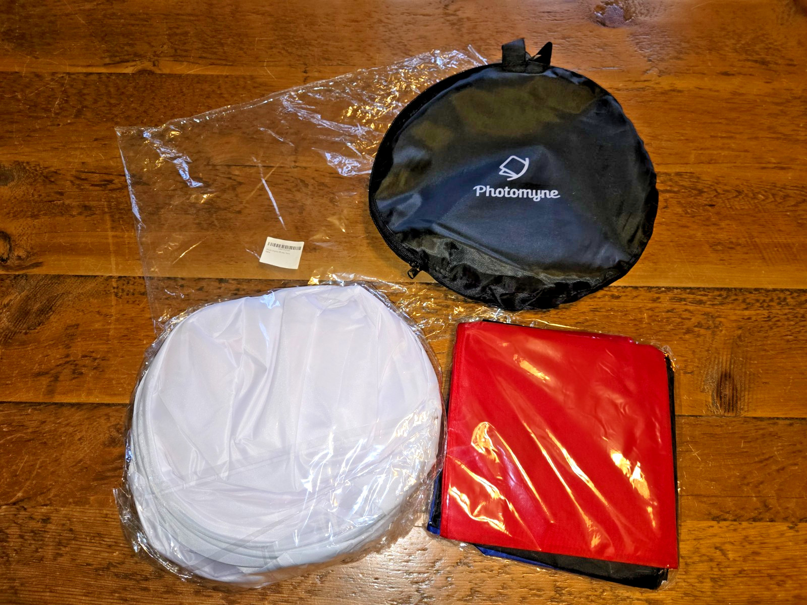 Photomyne Photo Tent BRAND NEW (24×24) Complete w/(4) Color Backgrounds & Bag