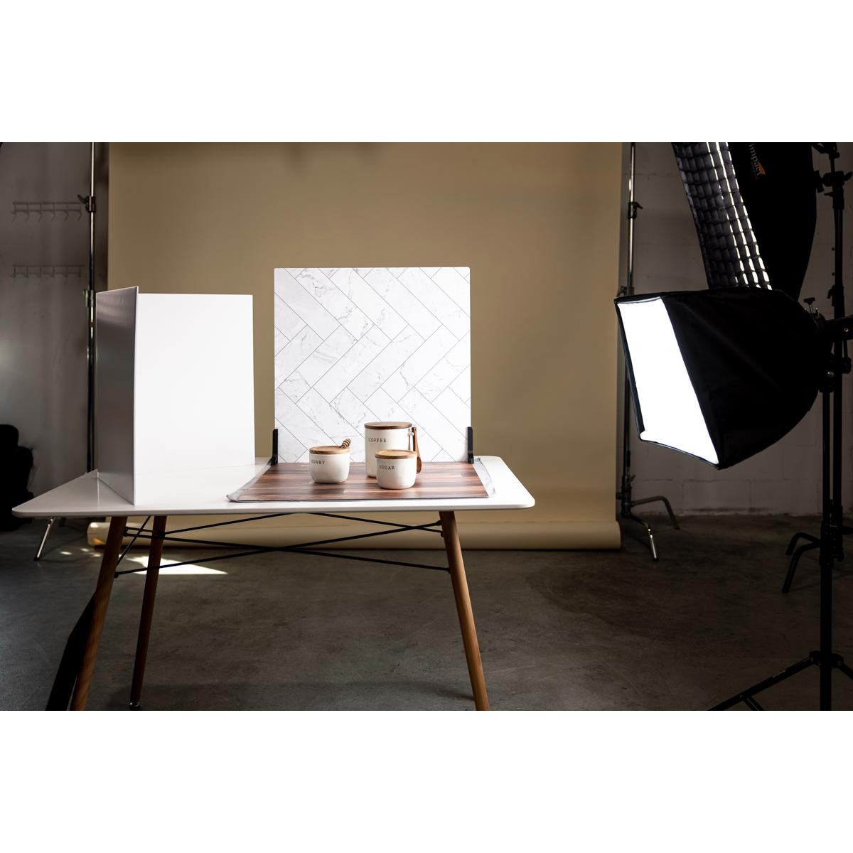 V-FLAT WORLD Duo Board – 30×40″ Double Sided Surface Board, Whitewash/Hickory Pl