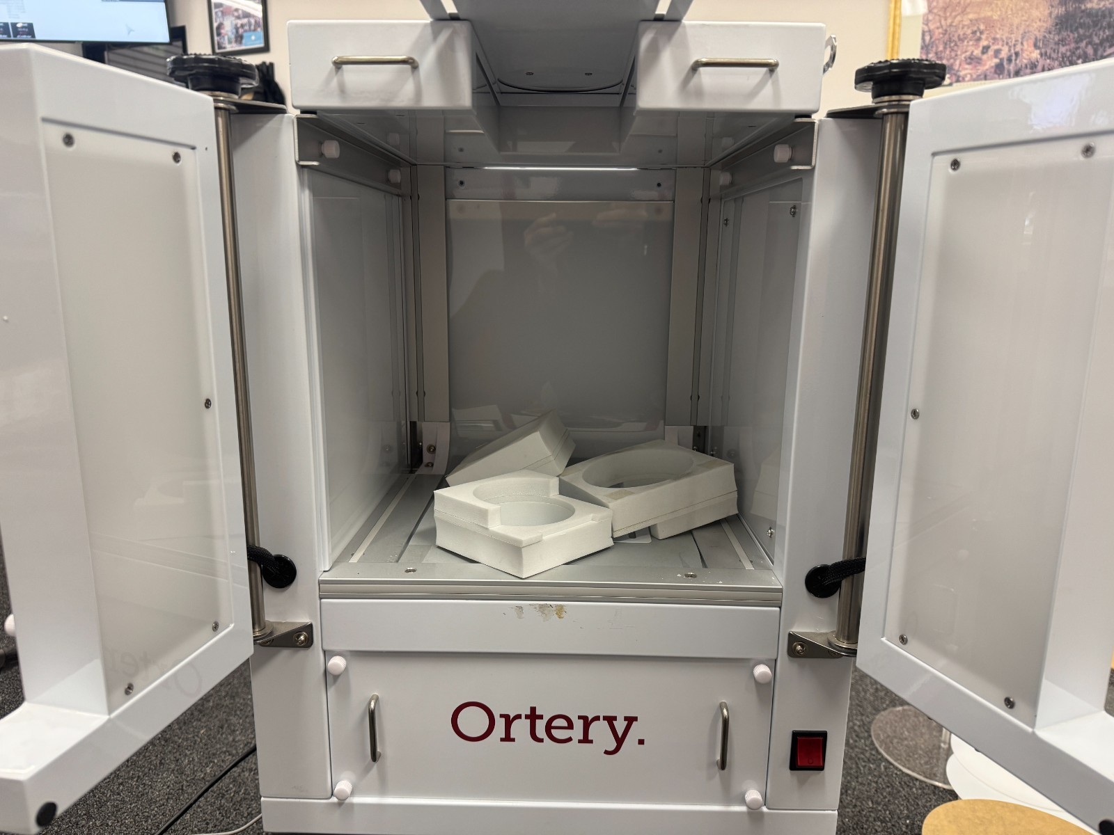 Ortery 3D PhotoBench 60 Light Box