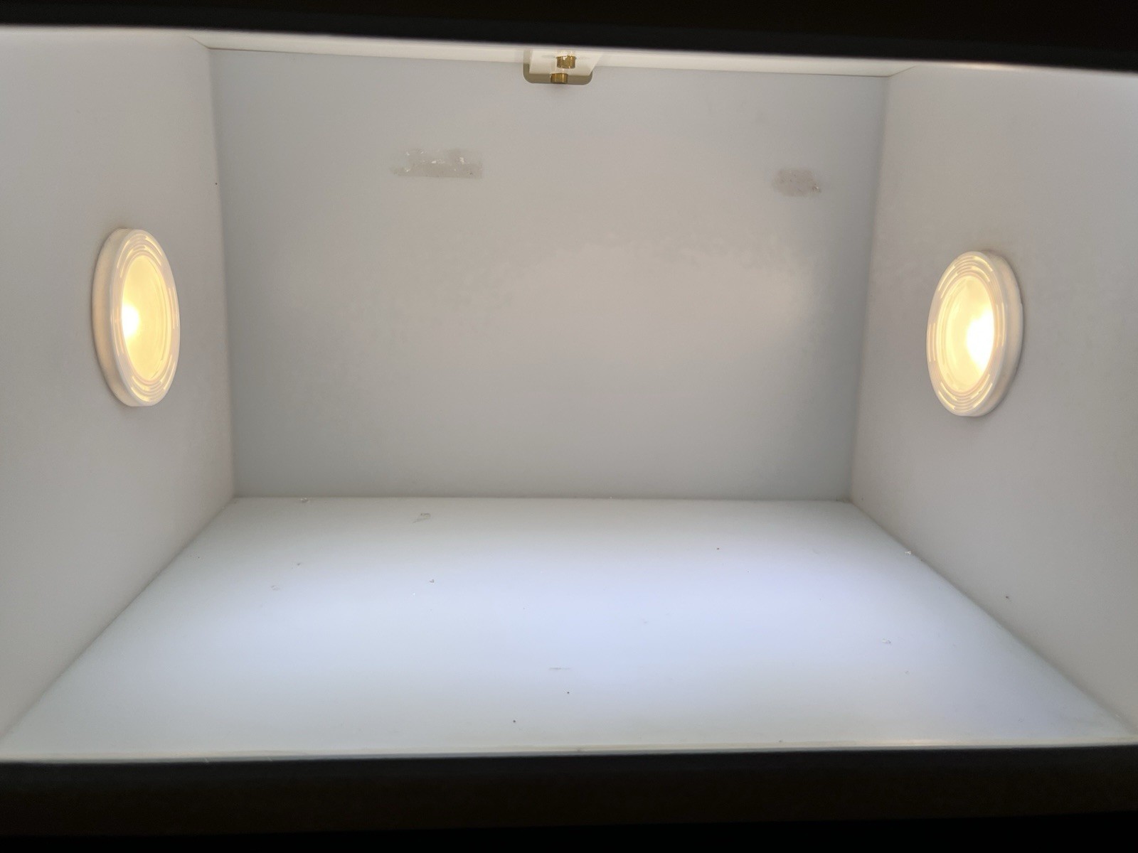 MK Digital Direct “The Box” Photo Box Plus, Digital Lighting System, WORKS