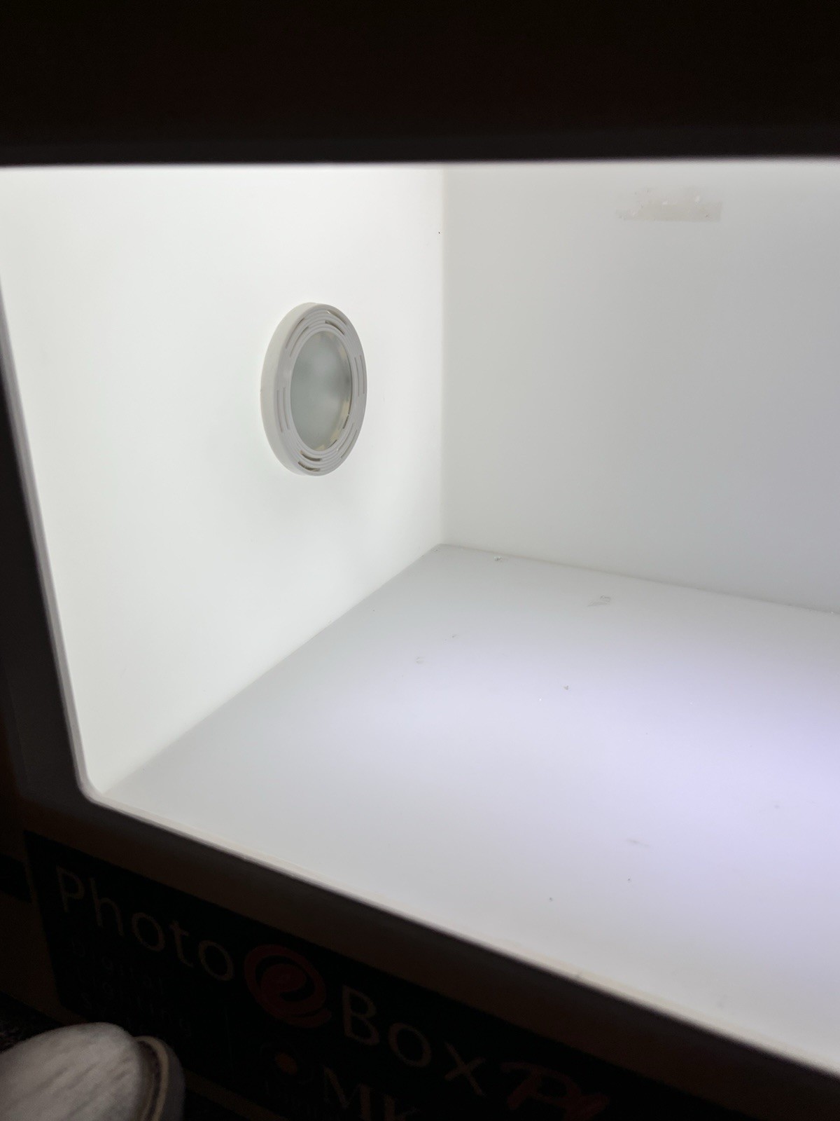 MK Digital Direct “The Box” Photo Box Plus, Digital Lighting System, WORKS
