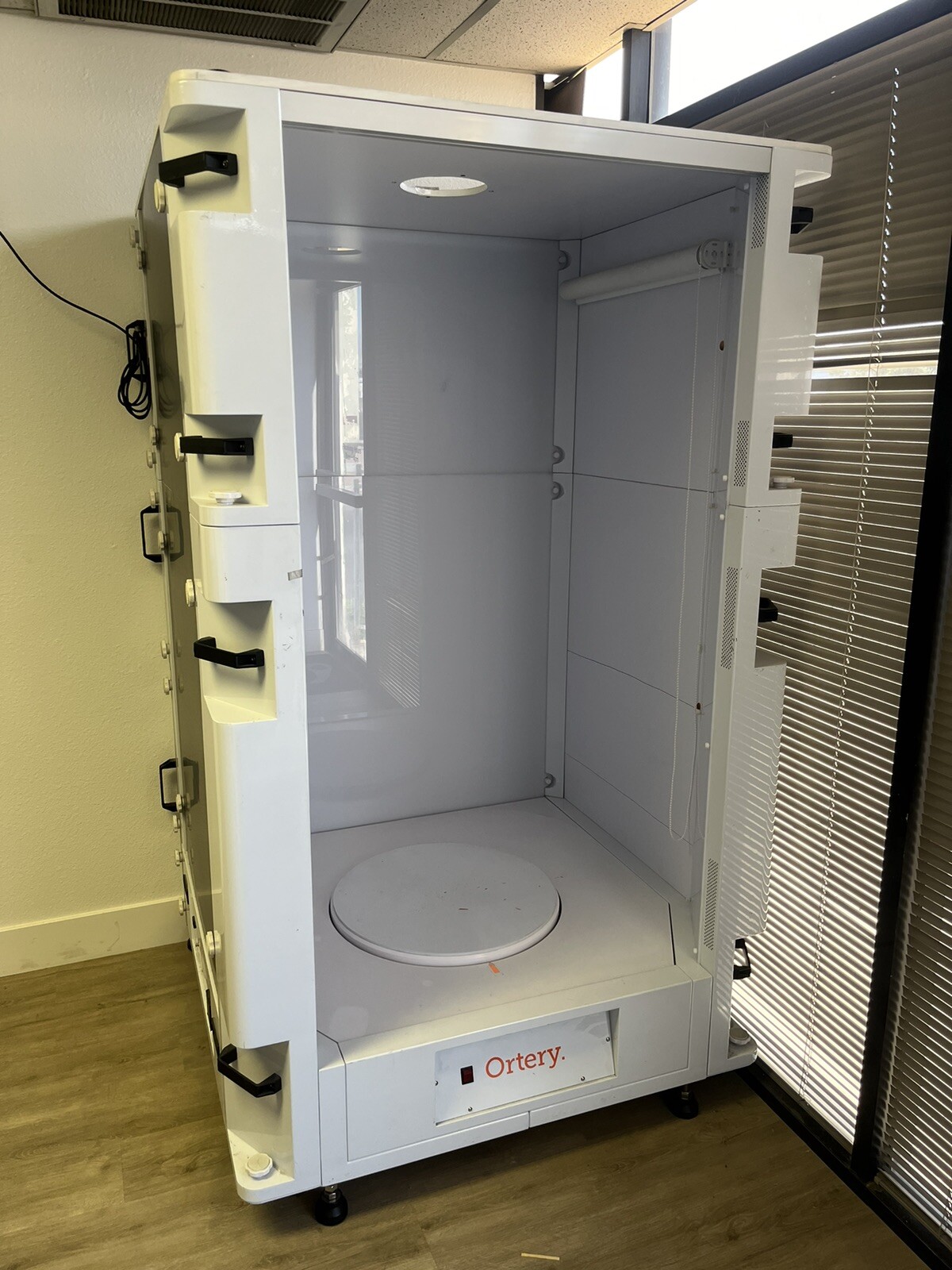 Ortery 360 photography Light Box P330