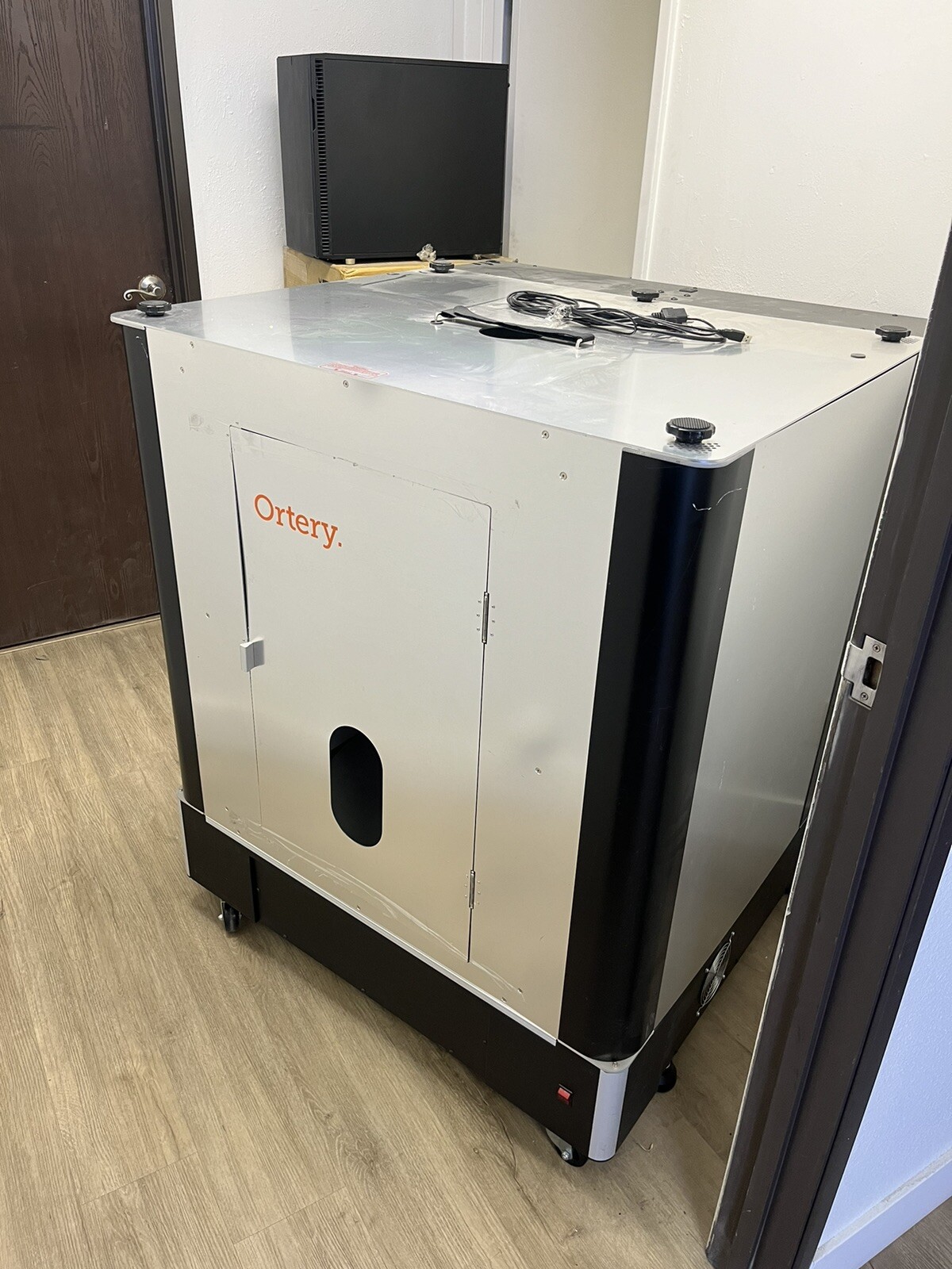Ortery 360 Photography Light Box PhotoBench 260