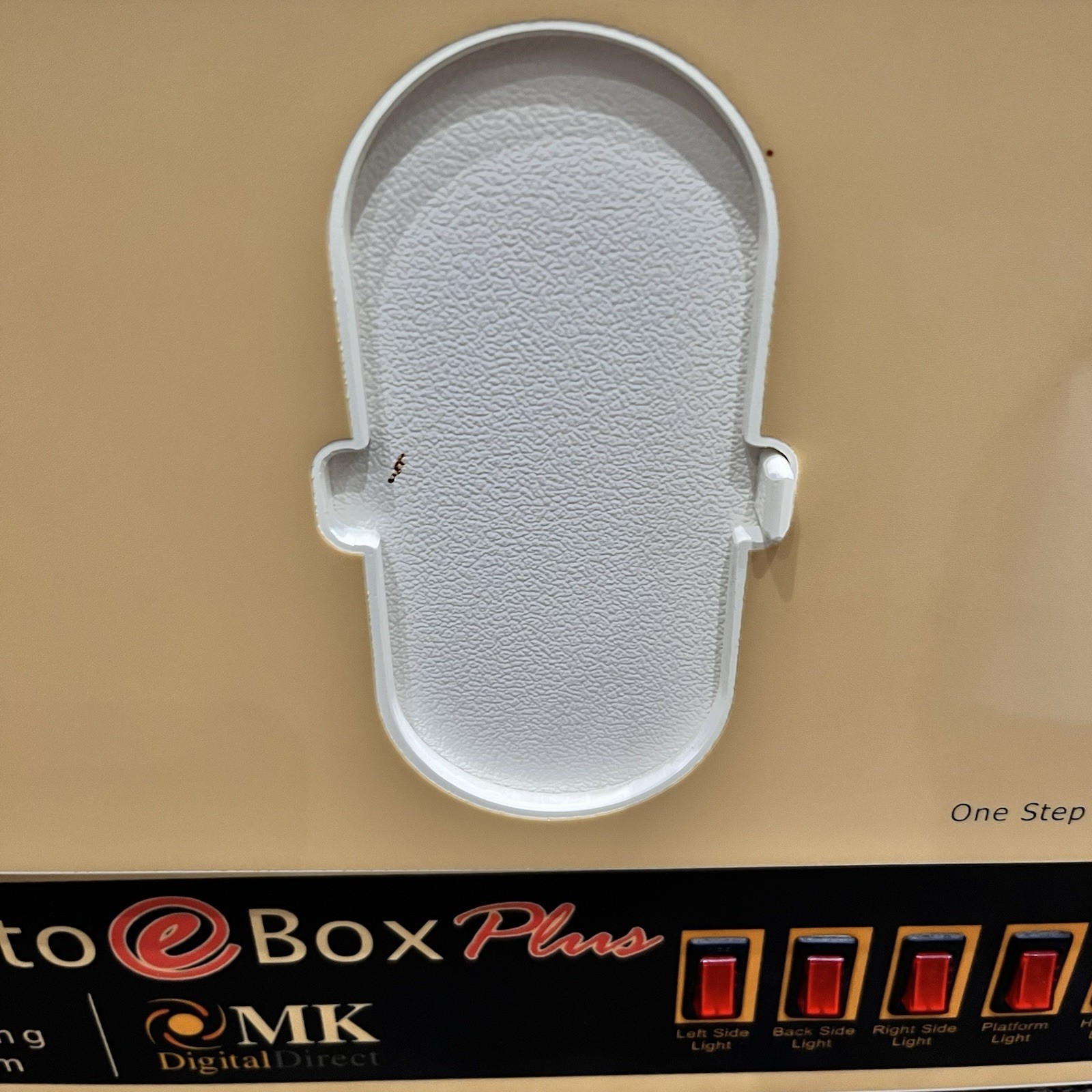 MK Digital Direct “The Box” Photo Box Plus, Digital Lighting System, WORKS
